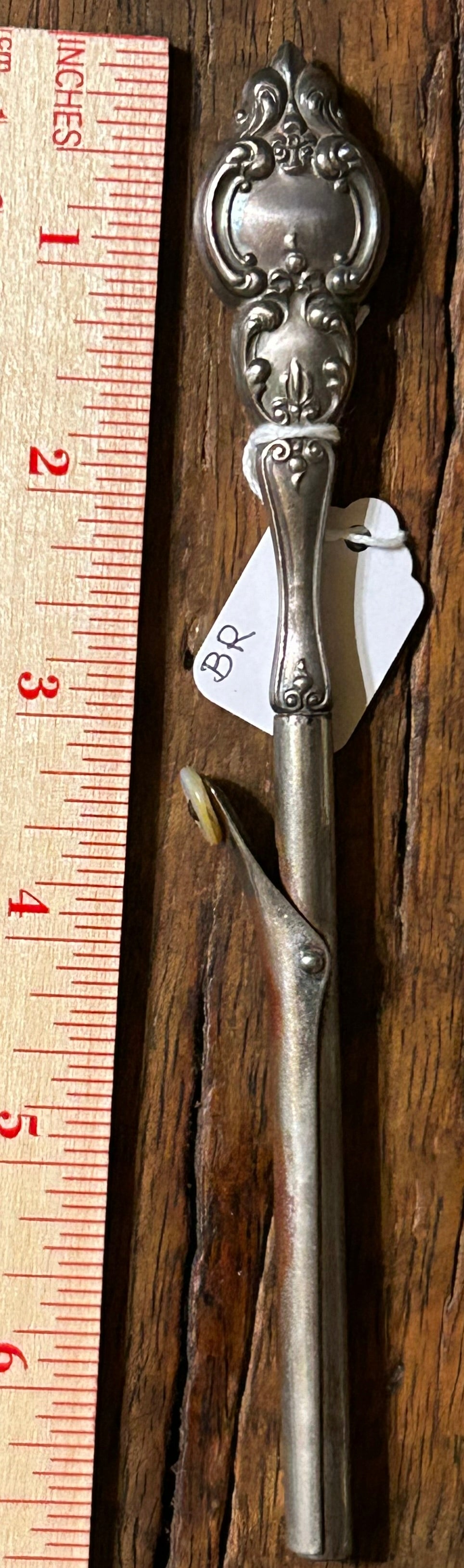 STERLING HANDLE SMALL ANTIQUE HAIR CURLER