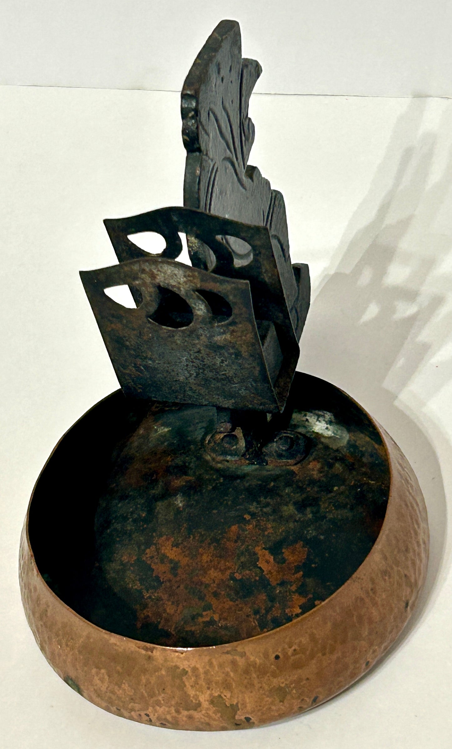 ARTS & CRAFTS HAMMERED ASHTRAY AND MATCH HOLDER WITH FIGURAL METAL OLD WOMAN