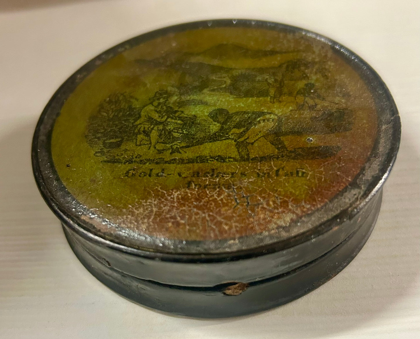 CALIFORNIA GOLD RUSH SCENE ANTIQUE SNUFF BOX