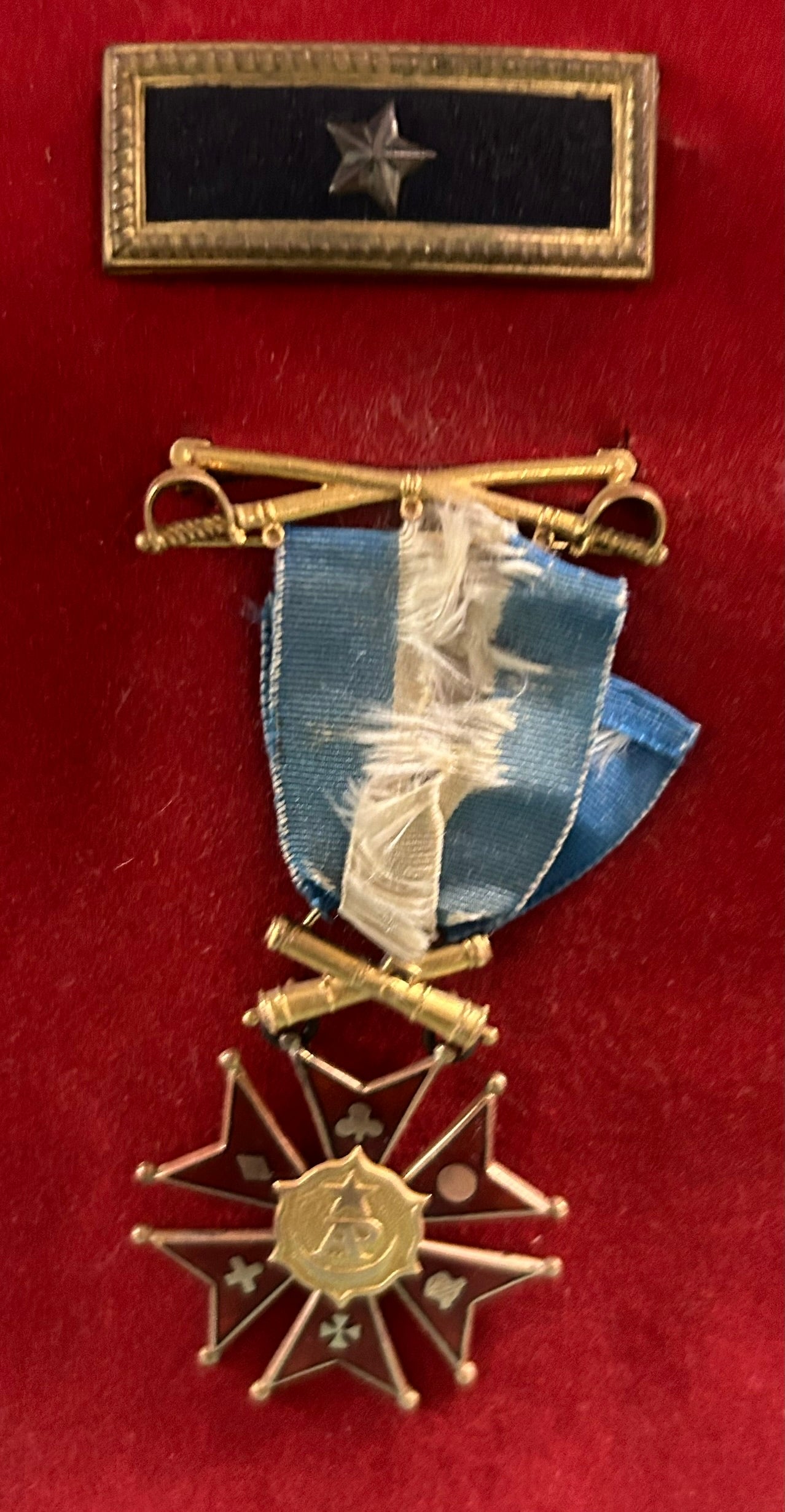 CIVIL WAR ARMY OF THE POTOMIC GOLD METAL