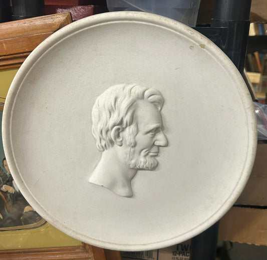 ABRAHAM LINCOLN WHITE BISCUIT WARE ANTIQUE PLAQUE