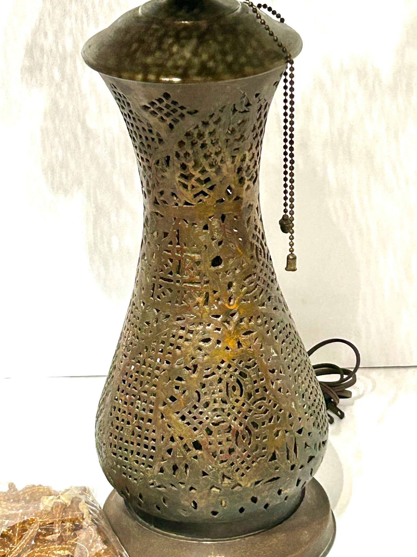 MID EASTERN ANTIQUE PIERCED BRASS TABLE LAMP