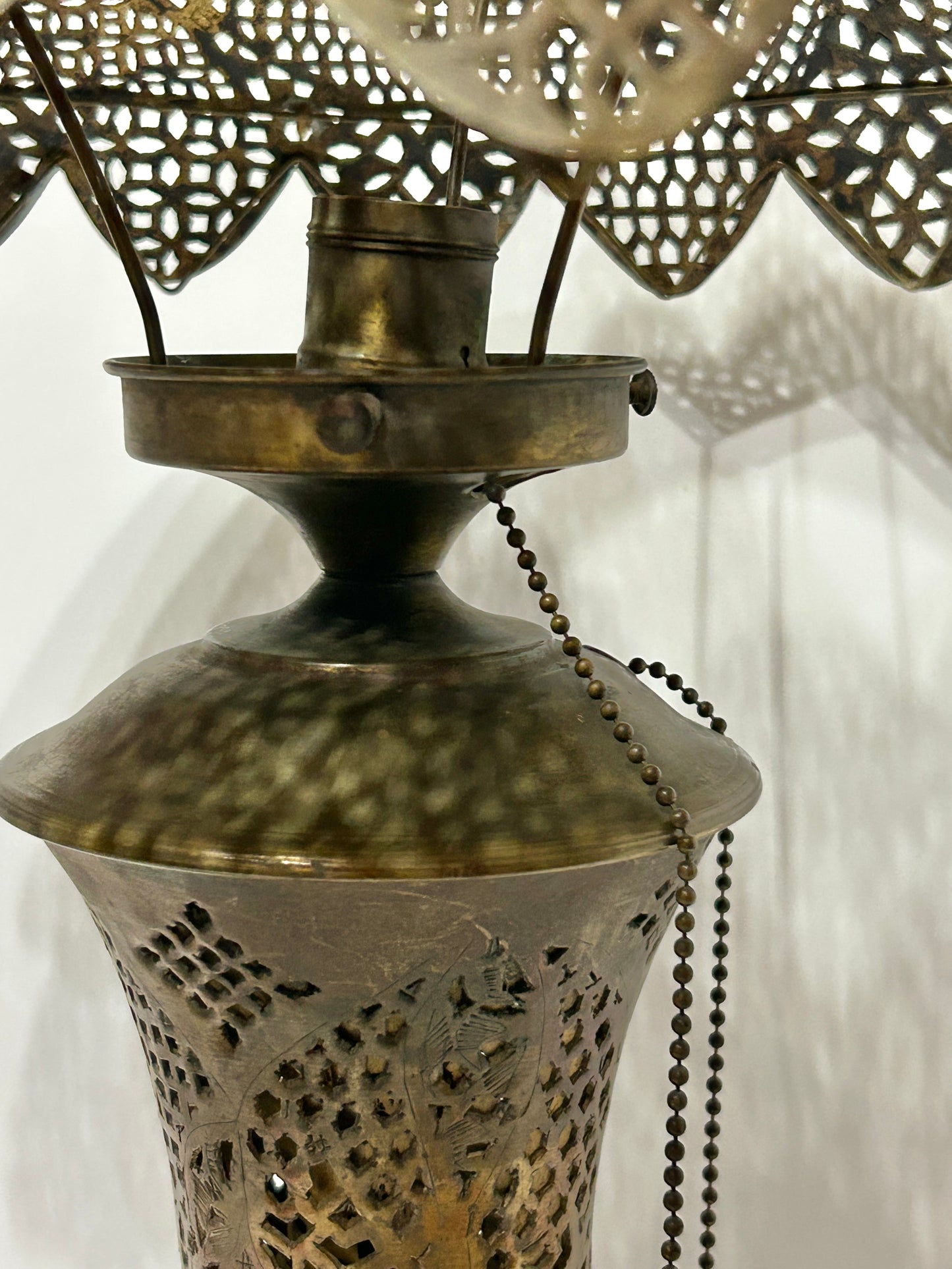 MID EASTERN ANTIQUE PIERCED BRASS TABLE LAMP