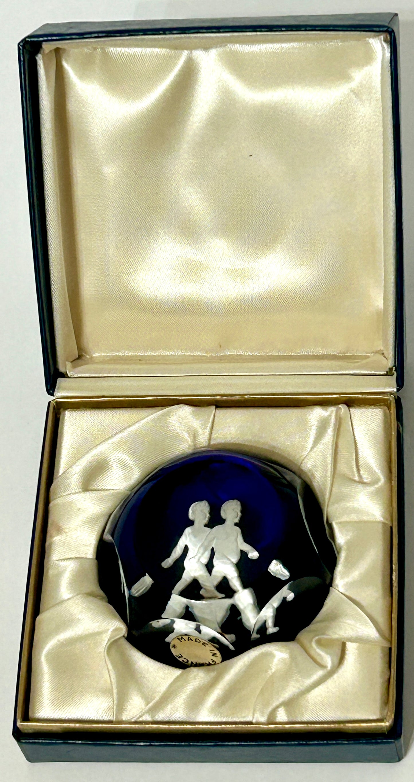 PAPERWEIGHT BACCARAT "TWINS" SULFIDE