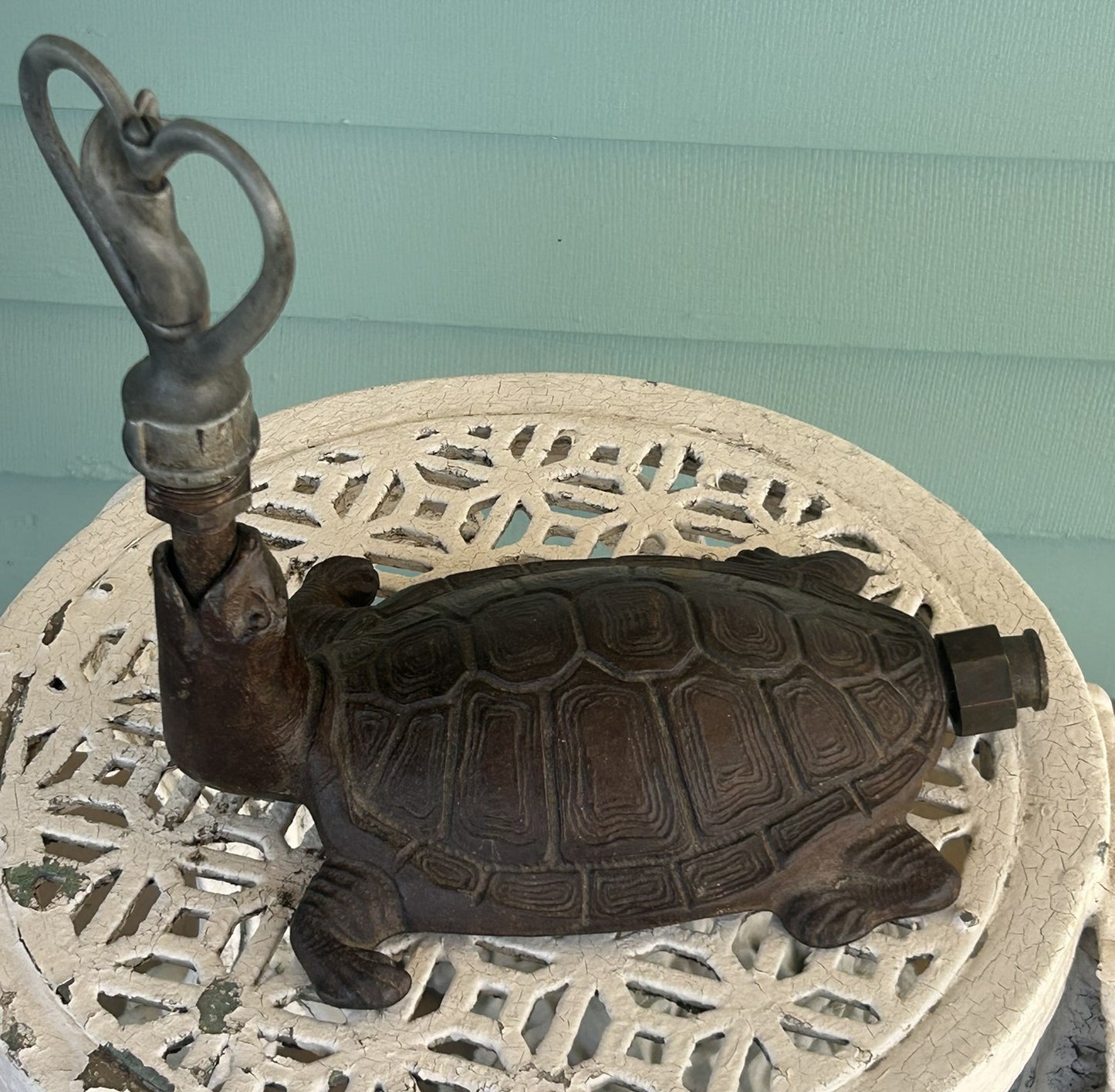 ALLIGATOR CAST IRON WATER SPRINKLER