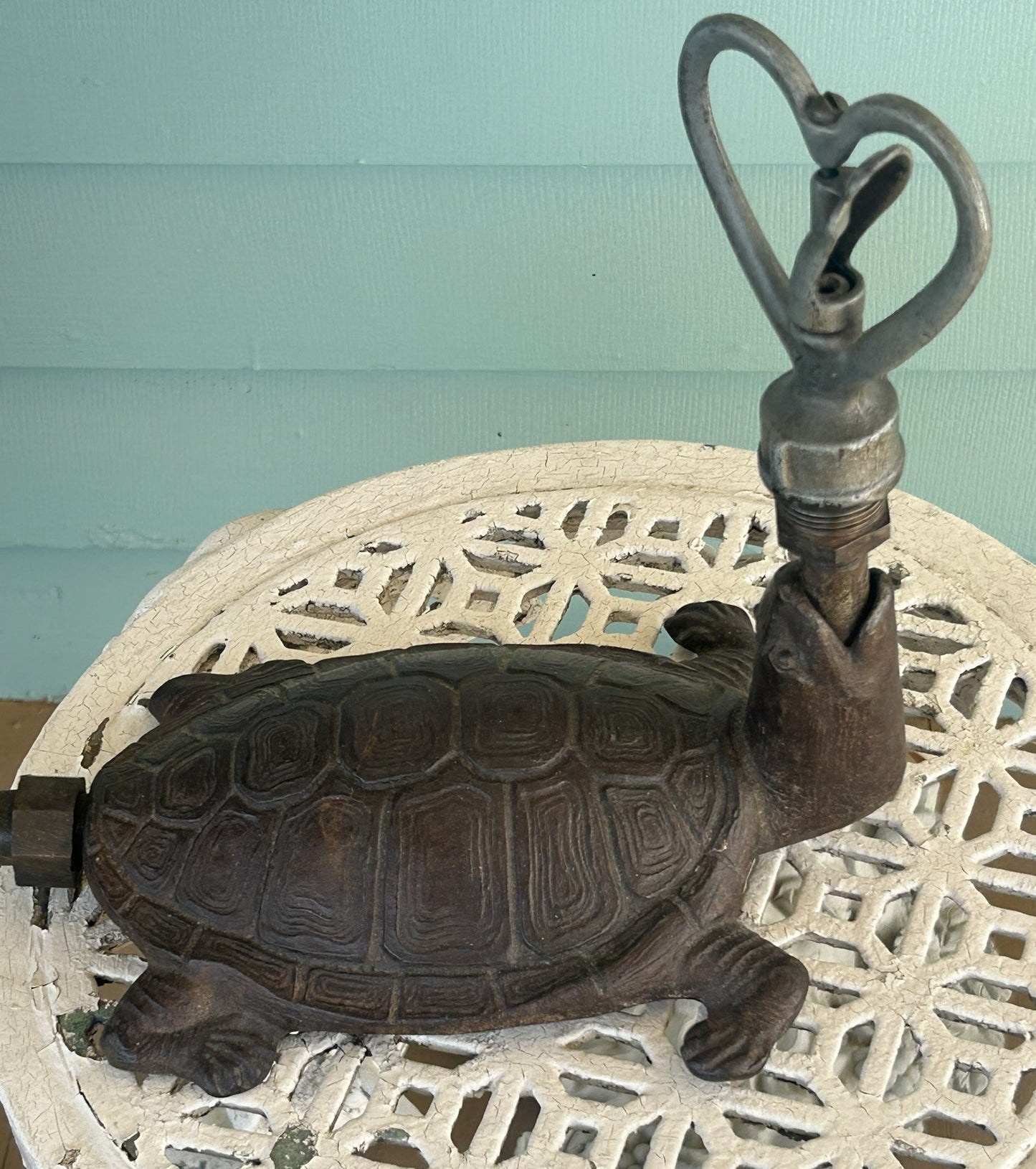ALLIGATOR CAST IRON WATER SPRINKLER