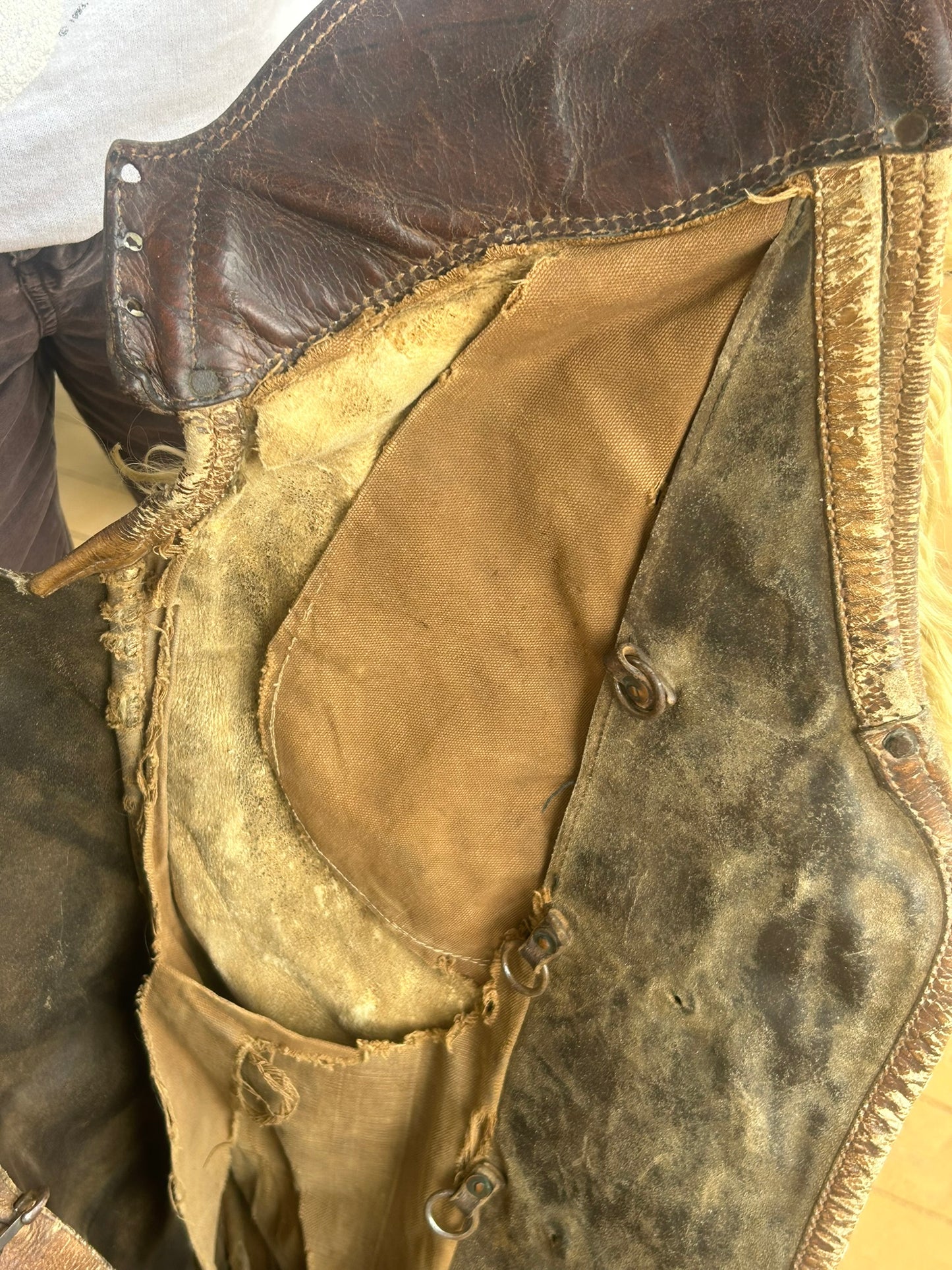 HAMLEY & CO. PENDLETON, OREGON PAIR OF WOOLY CHAPS