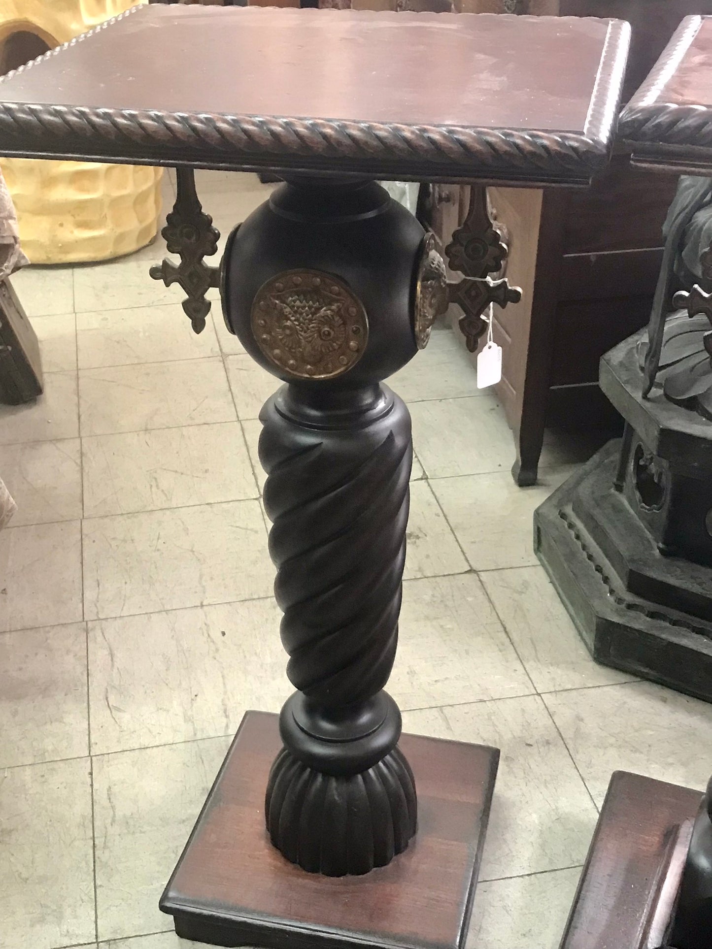 ANTIQUE MAHOGANY SET OF THREE PEDESTALS WITH OWL HEADS