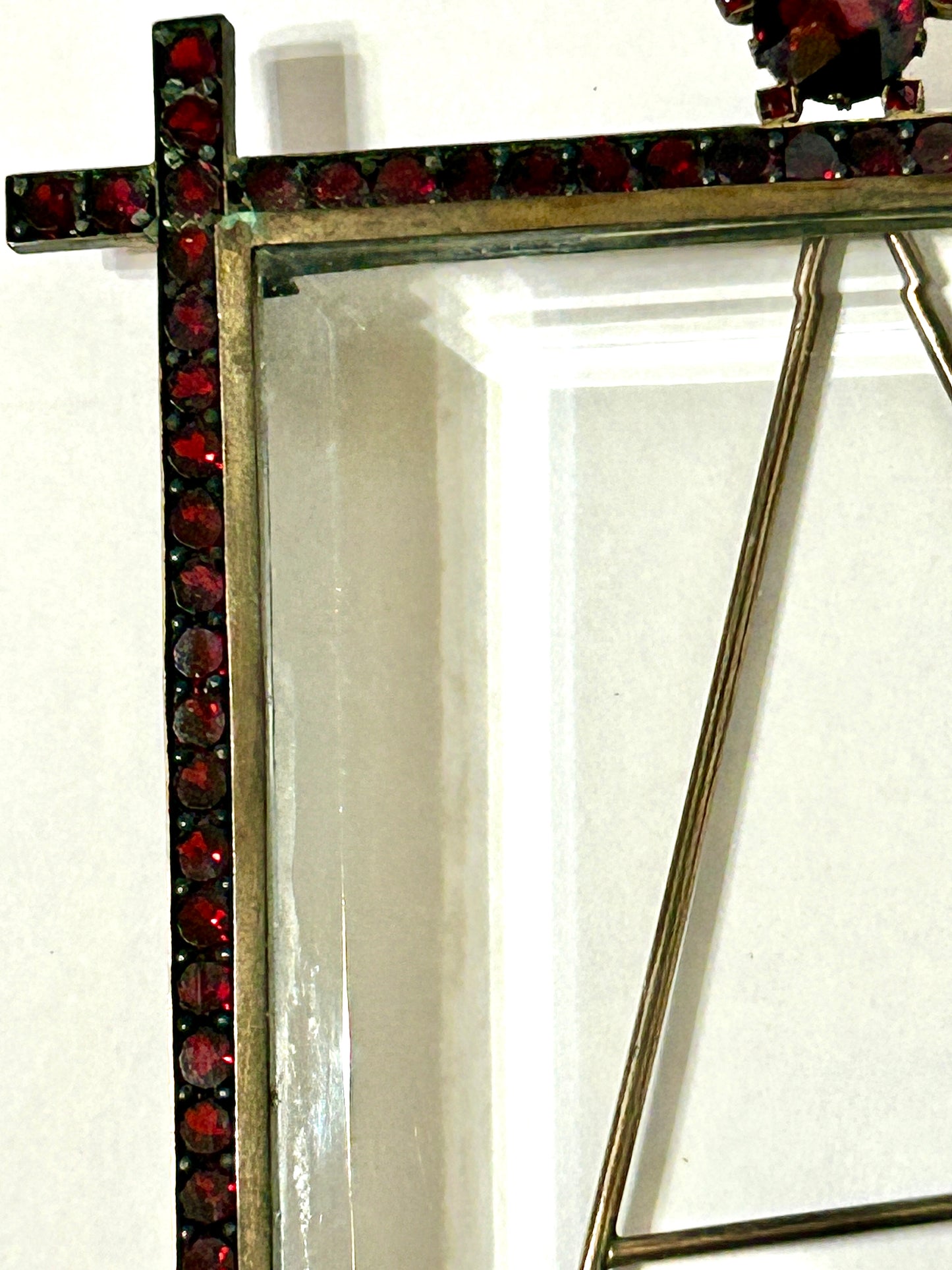 GARNET STONE ANTIQUE PICTURE FRAME