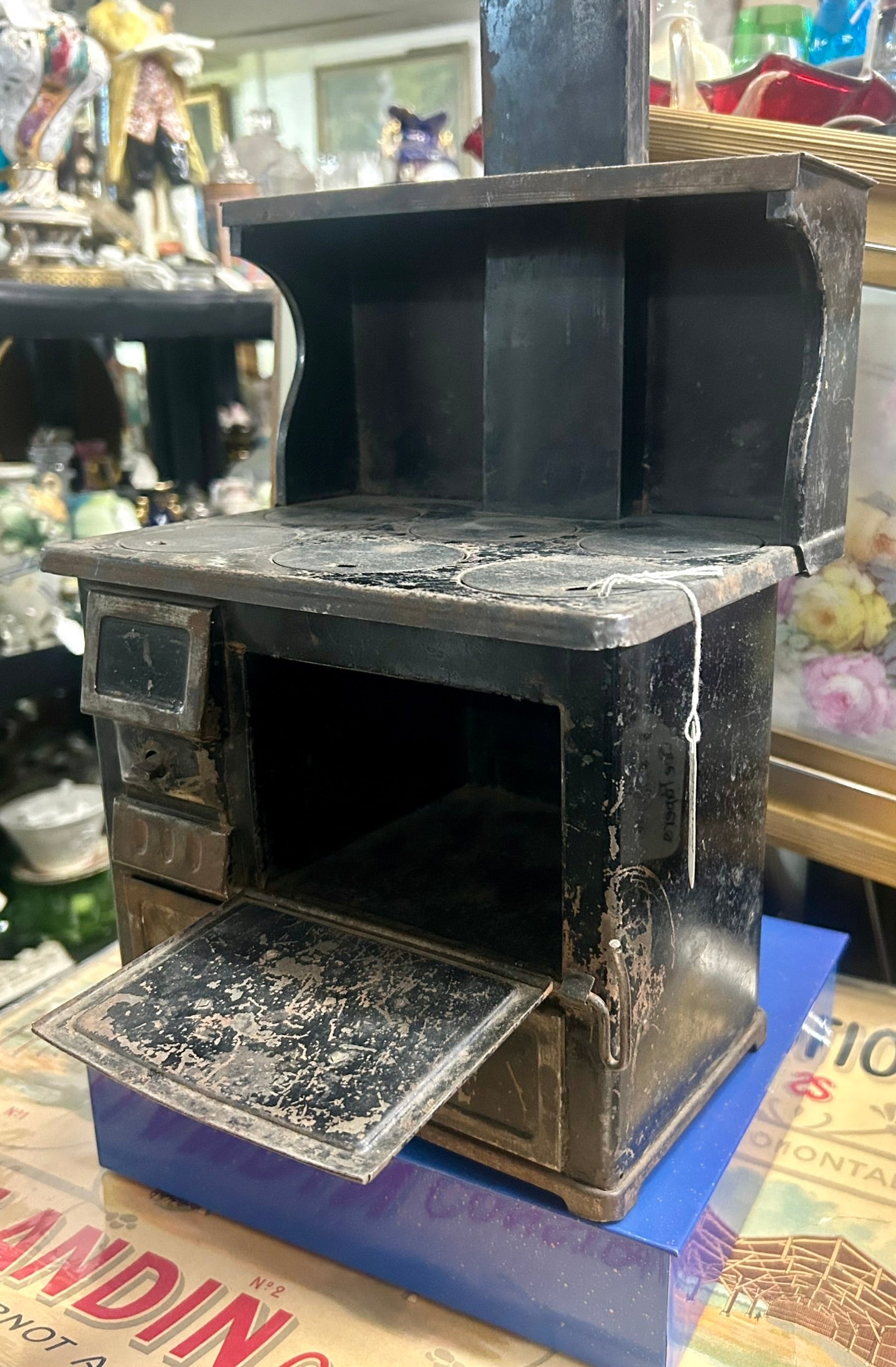 GARLAND STOVES ANTIQUE SALESMAN SAMPLE STOVE