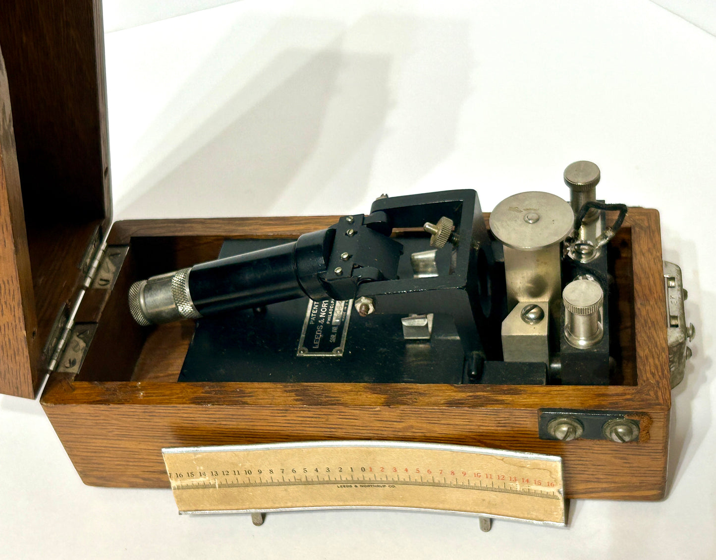 ANTIQUE SCIENTIFIC SCOPE BY LEEDS & RUP CO. PHILADELPHIA