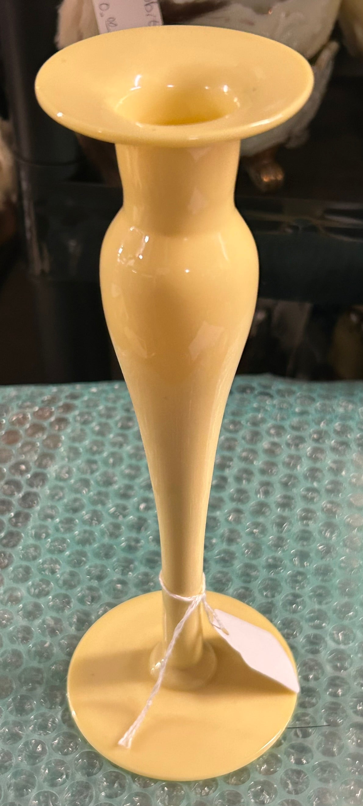 STEUBEN IVORY GLASS FOOTED BUD VASE