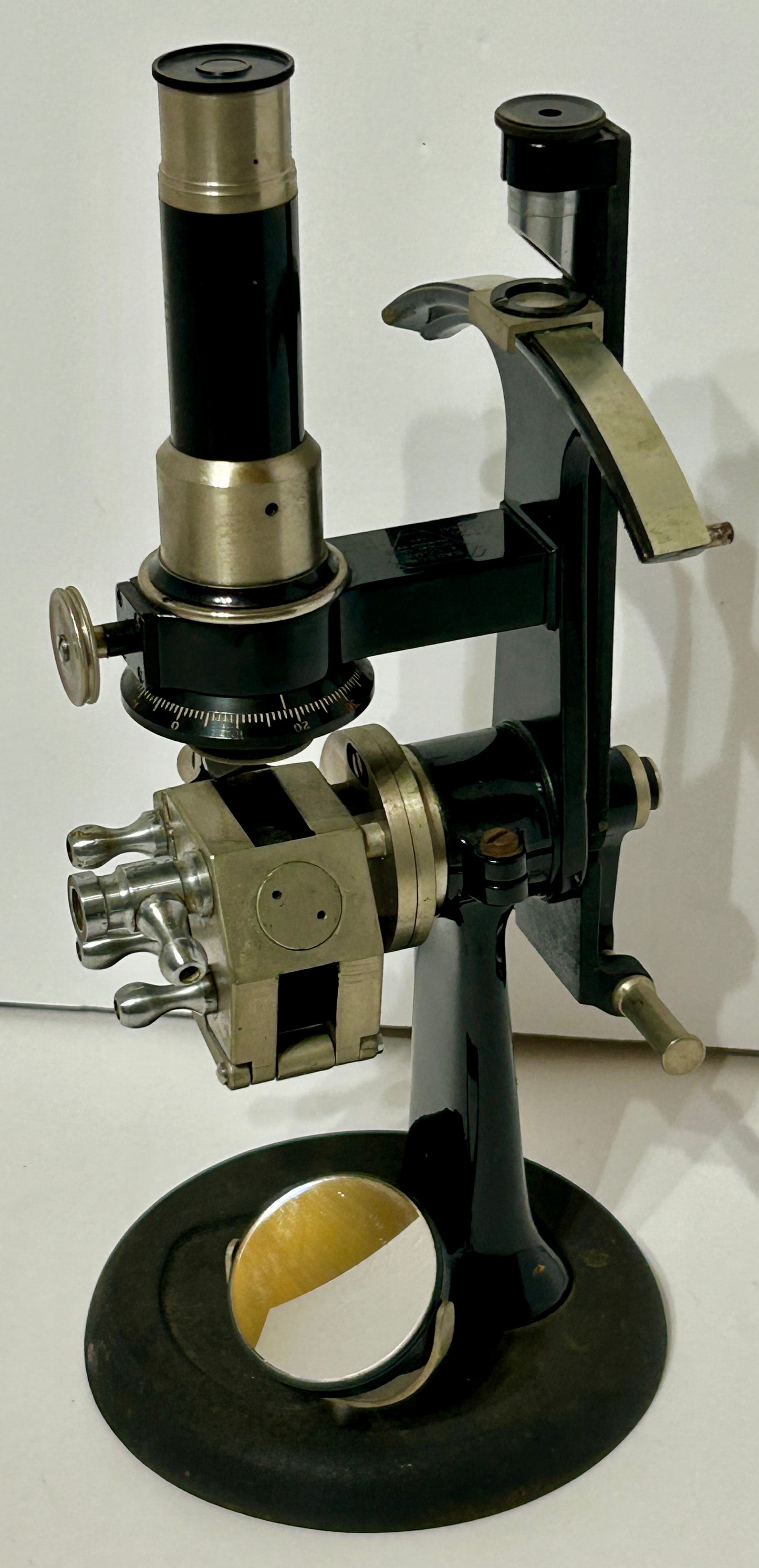 SCIENTIFIC BAUSCH & LOMB REFRACTOMETER