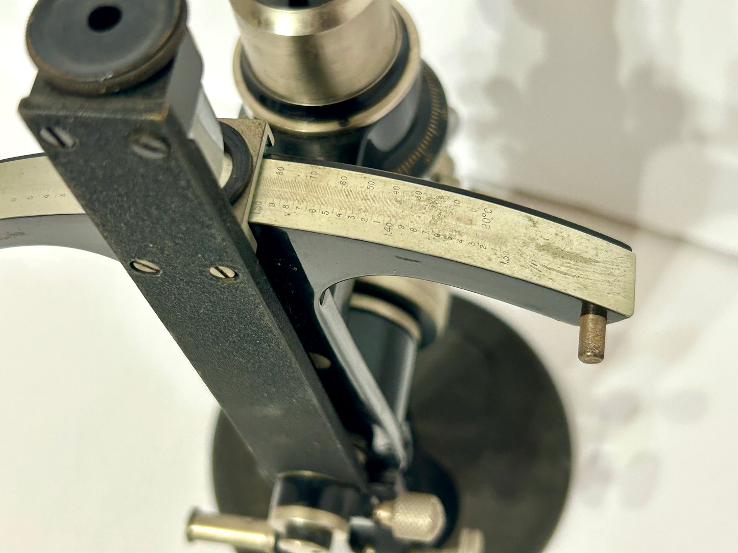 SCIENTIFIC BAUSCH & LOMB REFRACTOMETER