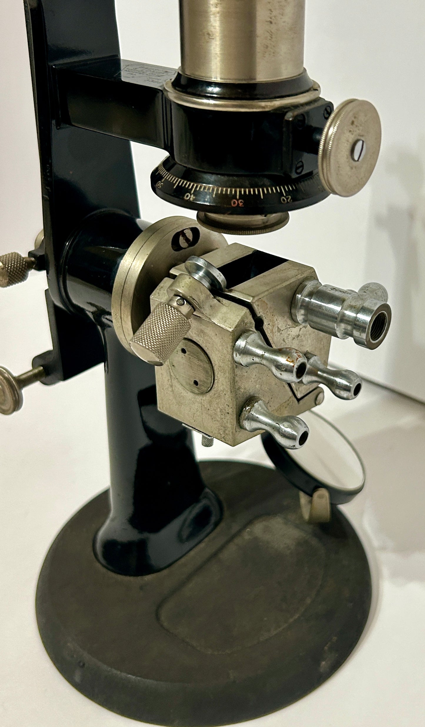 SCIENTIFIC BAUSCH & LOMB REFRACTOMETER