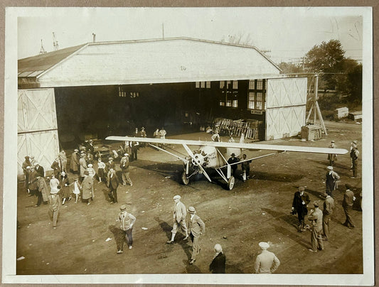 CHARLES LINDBERGH SPIRIT OF ST. LOUIS IN 1927 BEING MADE READY FOR NEW YORK TO PARIS FIRST FLIGHT