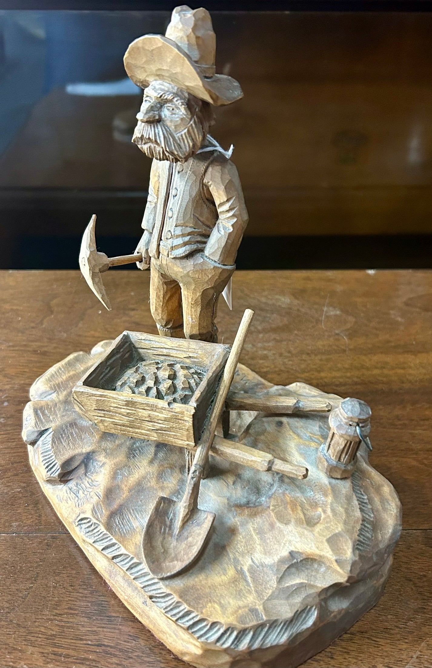 JIM MAXWELL WOOD CARVING OF OLD MINER
