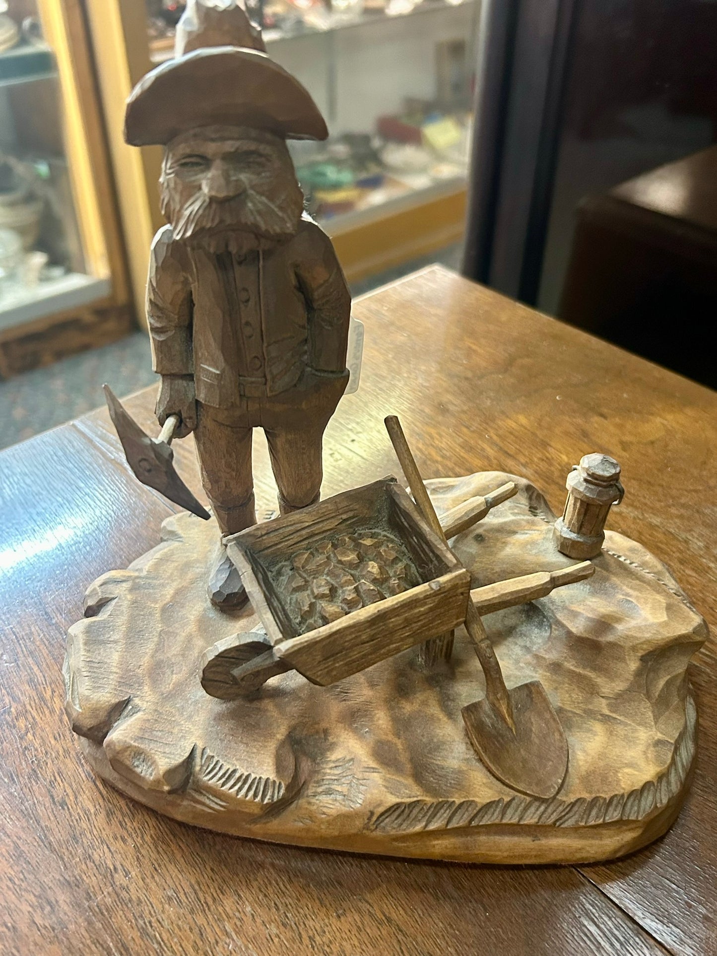 JIM MAXWELL WOOD CARVING OF OLD MINER