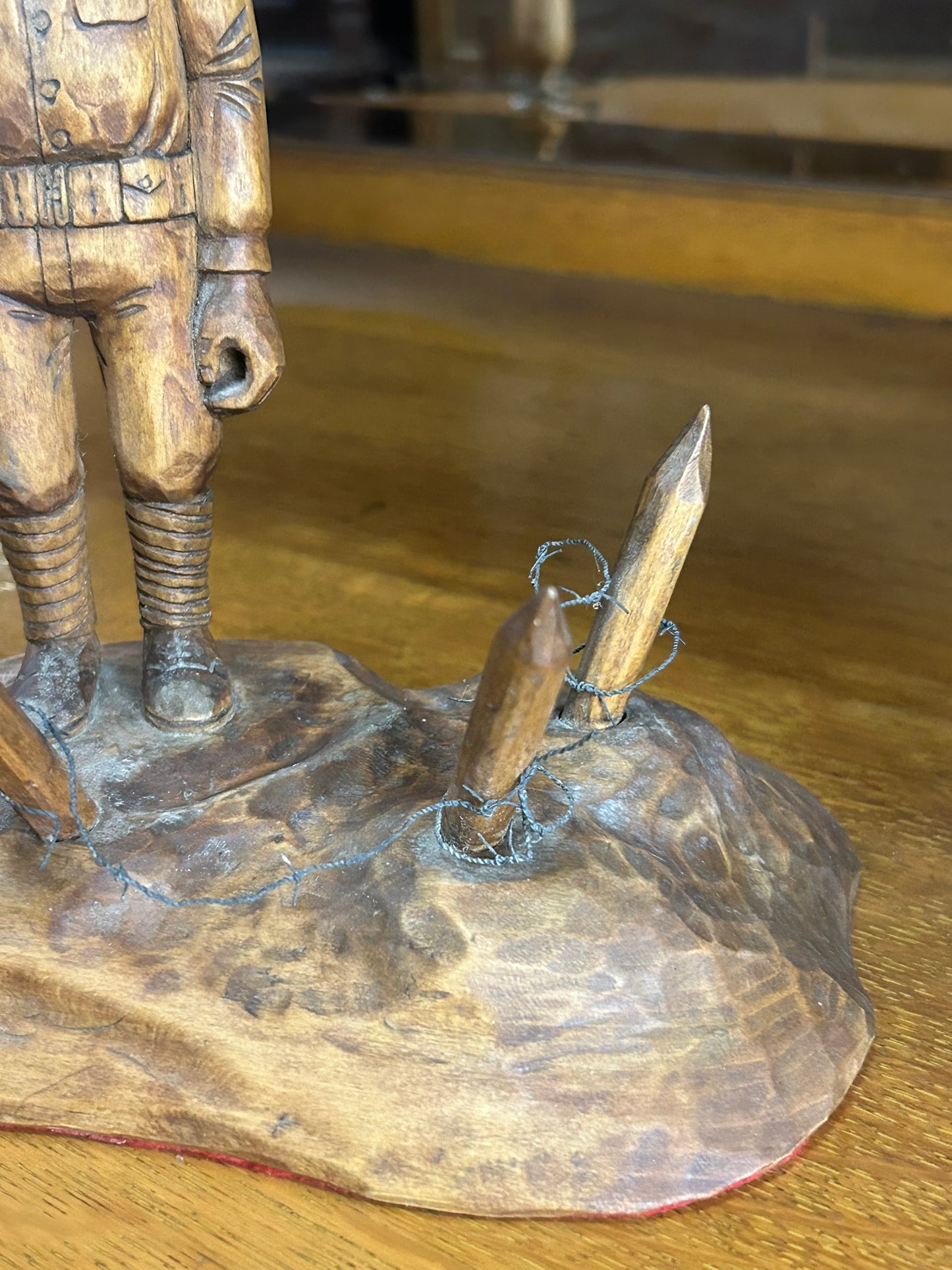 JIM MAXWELL WOOD CARVING OF WORLD WAR I SOLDIER