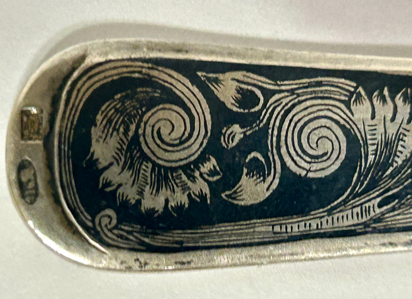 RUSSIAN ANTIQUE SILVER PAIR OF FANCY DECORATED ANTIQUE SPOONS