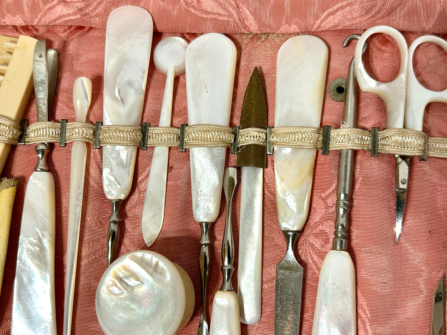 ANTIQUE MOTHER OF PEARL LARGE MANICURE SET