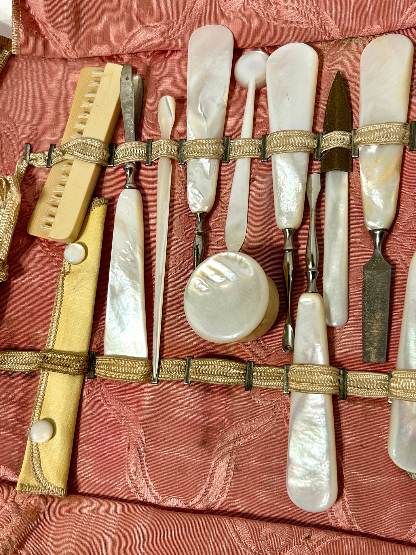 ANTIQUE MOTHER OF PEARL LARGE MANICURE SET