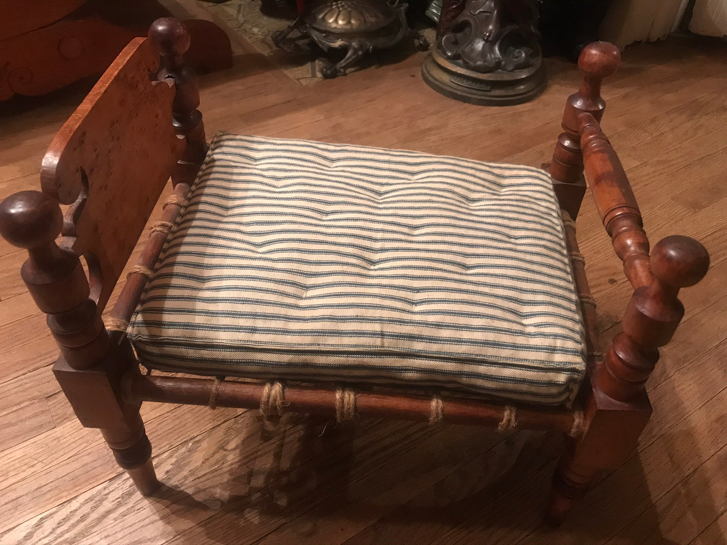 SAMPLE ANTIQUE 1800's BED