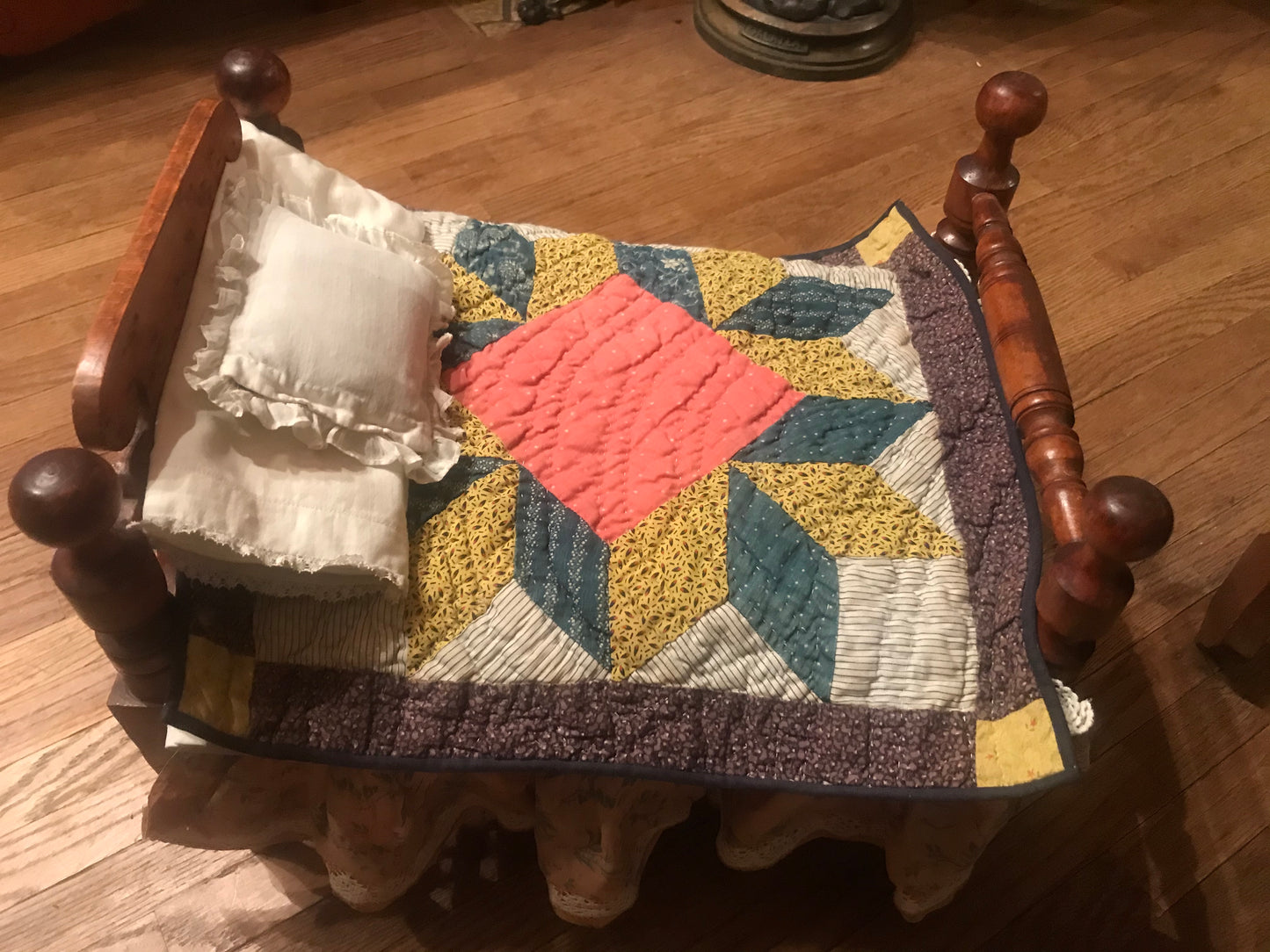 SAMPLE ANTIQUE 1800's BED