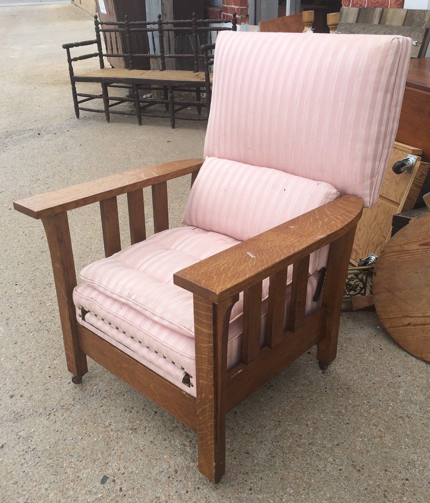 ARTS AND CRAFTS EARLY 1900's OAK MISSION ARMCHAIR