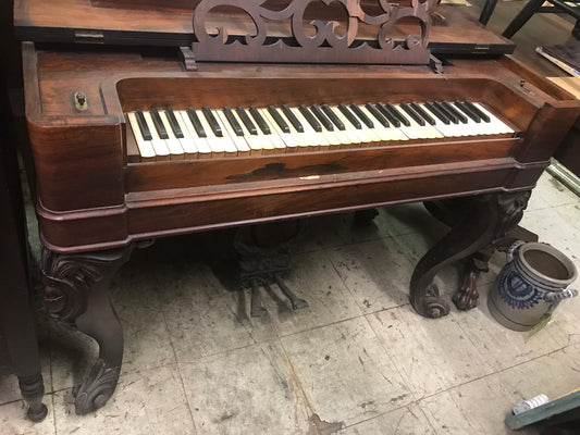 ANTIQUE MELODEON FROM MID 1800's