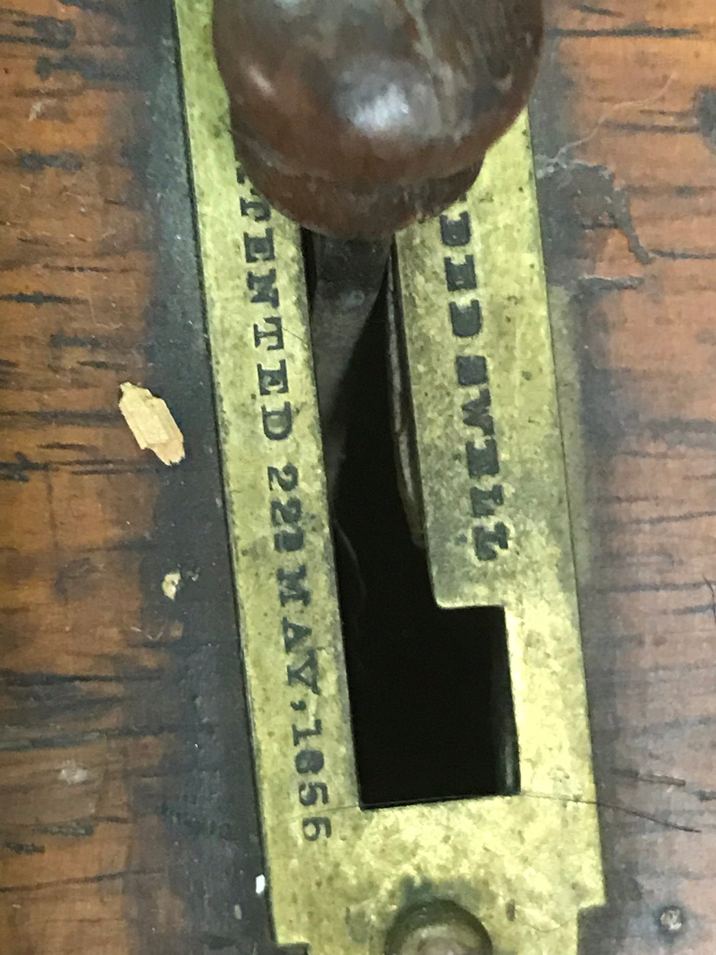 ANTIQUE MELODEON FROM MID 1800's