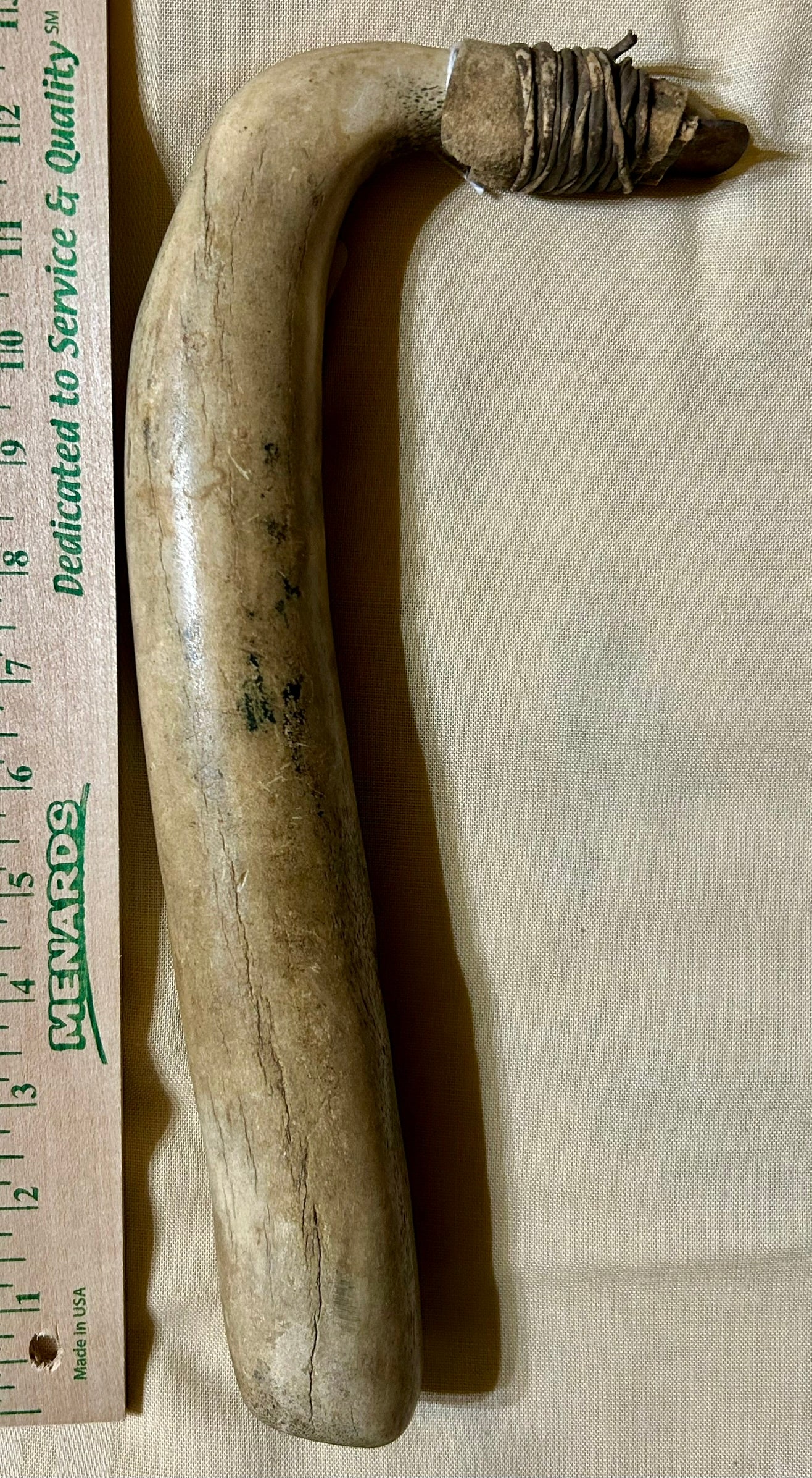 NATIVE AMERICAN 1800'S ELK HORN HIDE SCRAPER