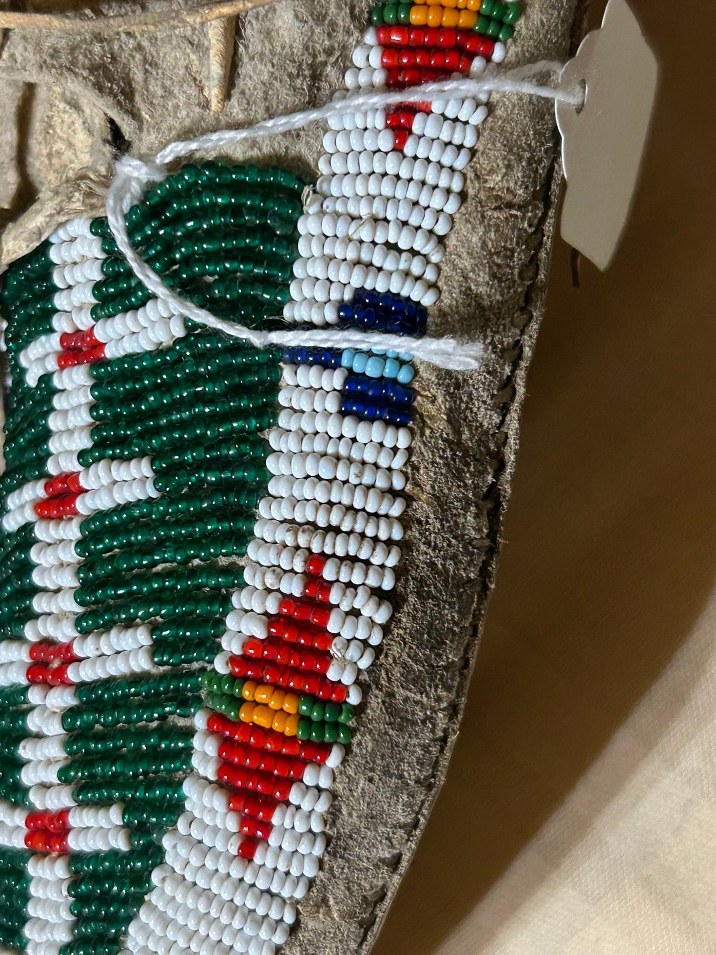 NATIVE AMERICAN SIOUX MOCCASINS 1890'S