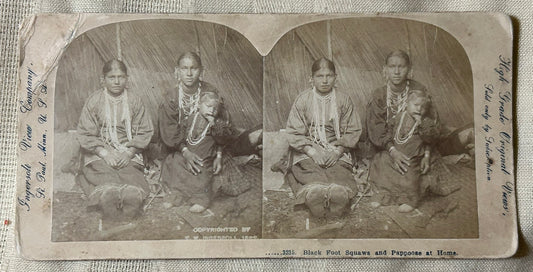 NATIVE AMERICAN BLACK FOOT SQUAWS STEREO VIEW CARD