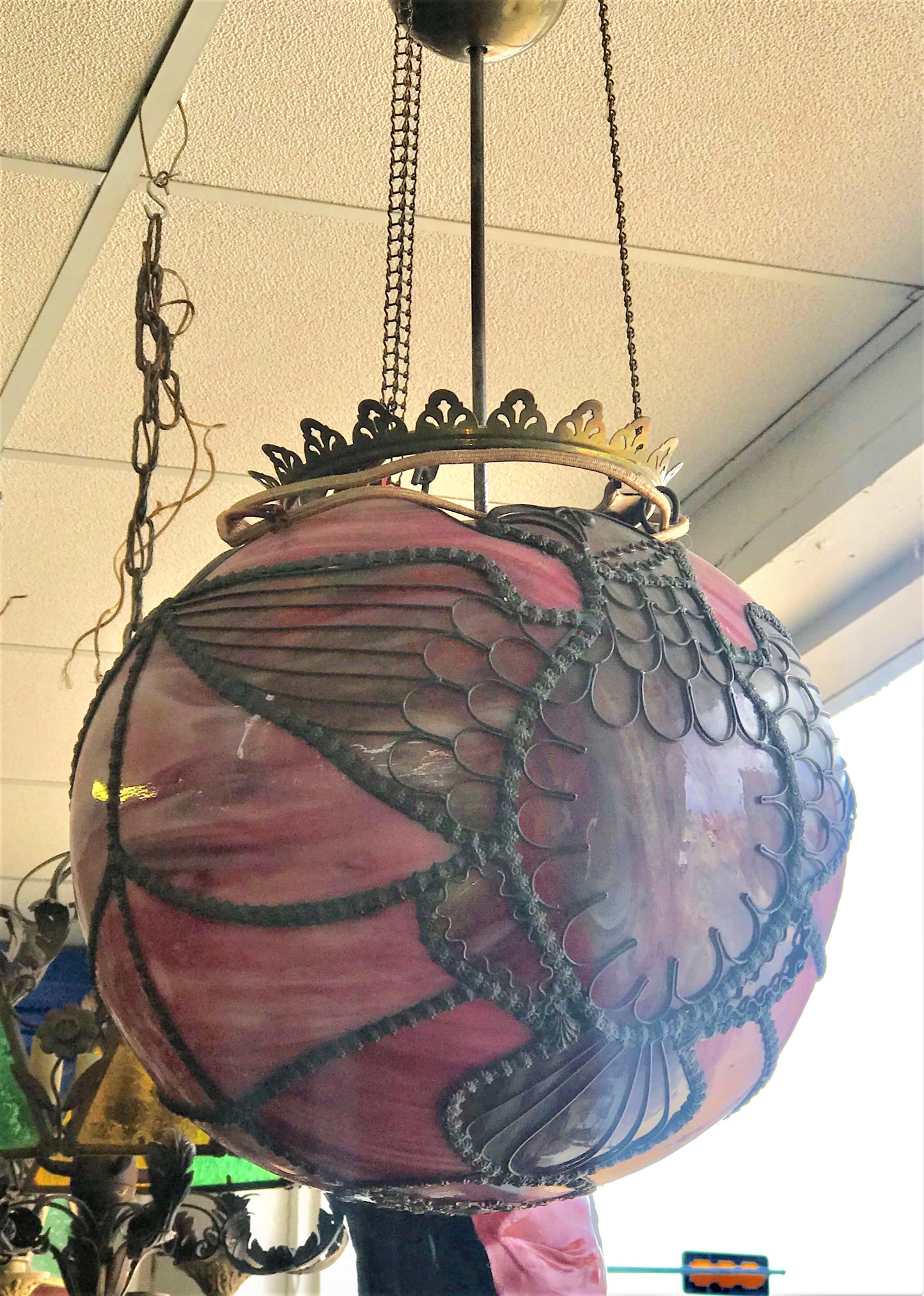 ANTIQUE STAINED GLASS BALL SHAPE LEADED GLASS EAGLE DESIGN HANGING LAMP. RARE