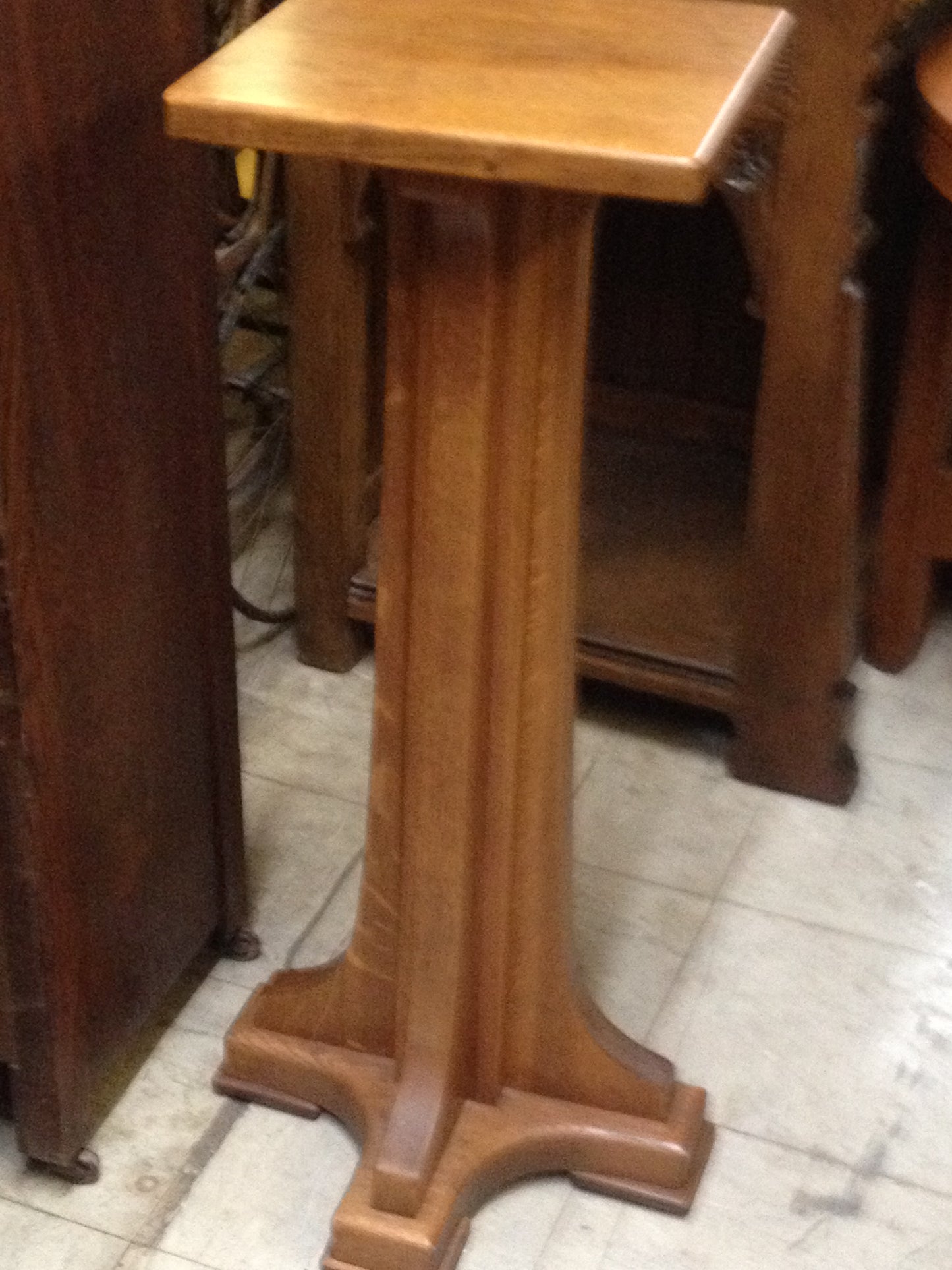 Limbert Mission Oak Pedestal