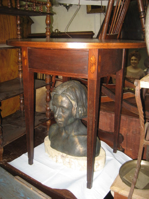 1830's INLAID TOP AND LEGS ROUND TOP GAME TABLE