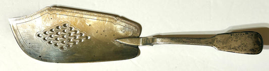 STERLING FISH SERVER BY JOHN LIAS OF LONDON EARLY 1800'S