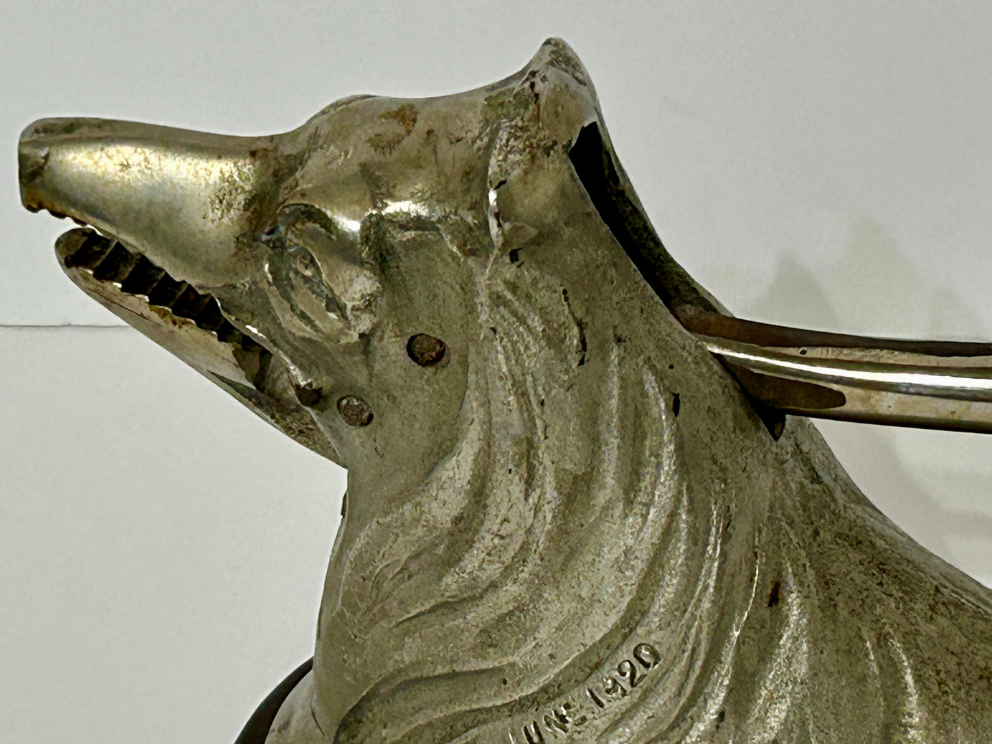 ANTIQUE CAST IRON NUT CRACKER OF FIGURAL DOG