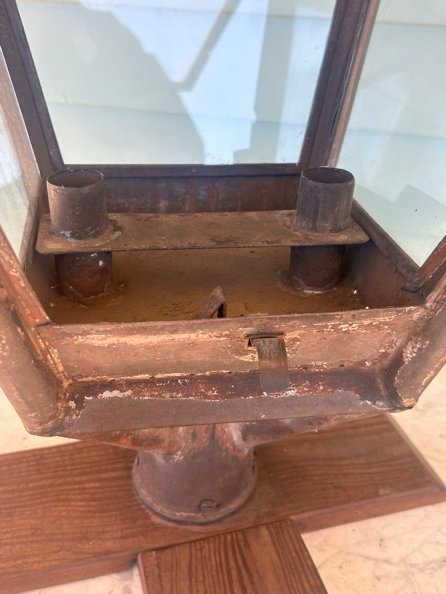 ANTIQUE CANDLE STREET LAMP