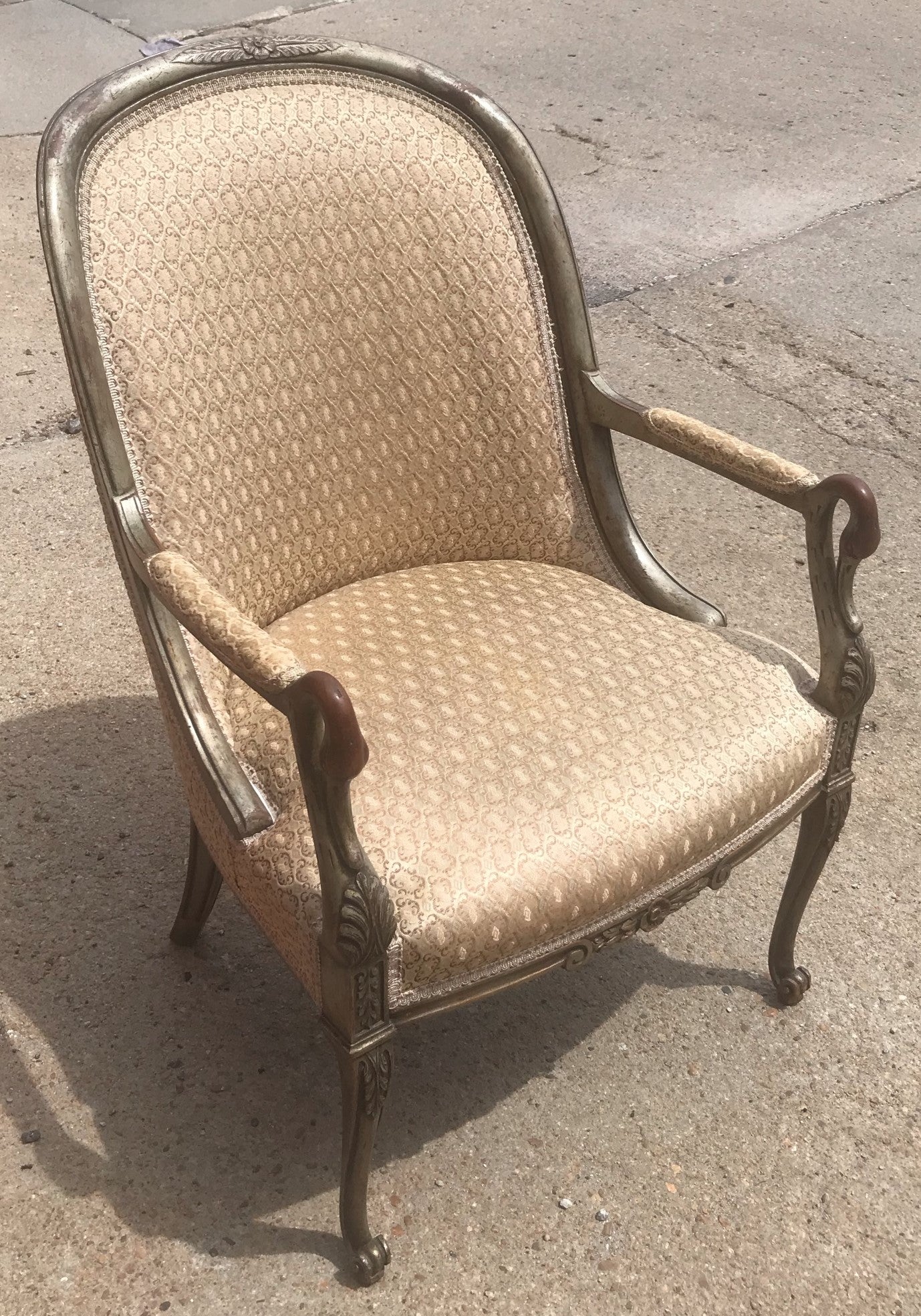 FIGURAL SWAN HEADS ANTIQUE ARM CHAIR