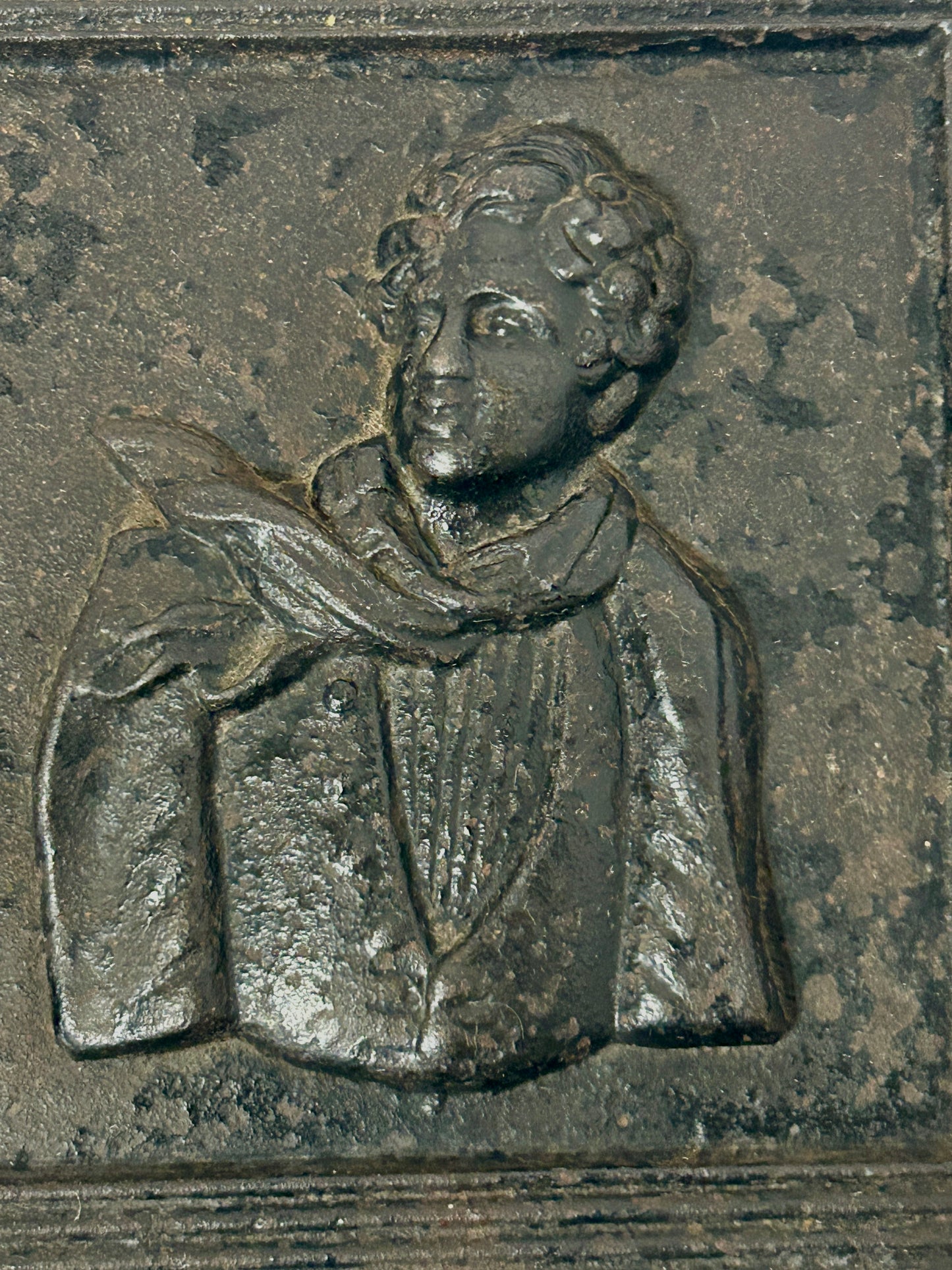 ANTIQUE CAST IRON PLAQUE OF JOHN PAUL JONES