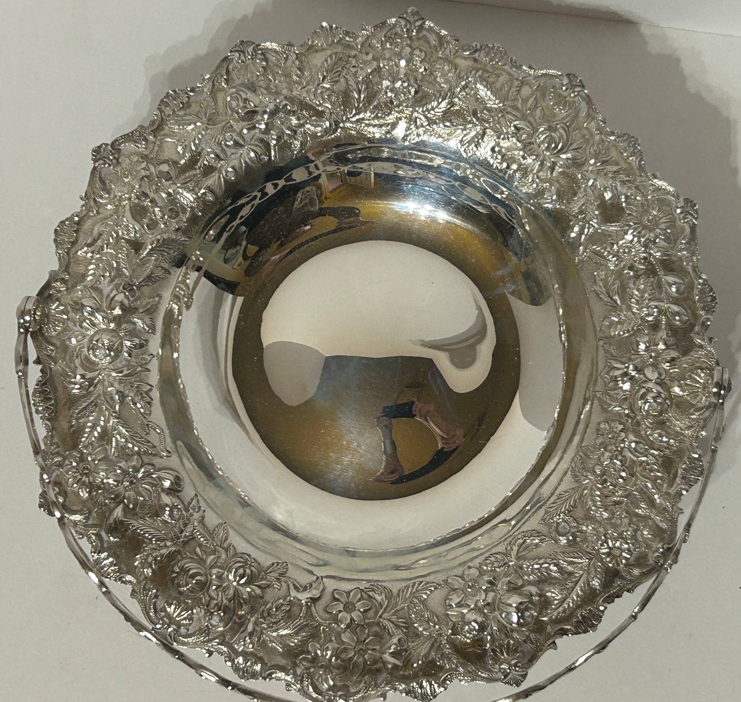 KIRK STERLING ANTIQUE BASKET IN FANCY FLORAL DESIGN