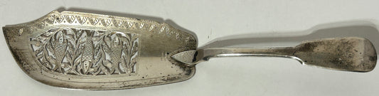 ANTIQUE STERLING FISH SERVER BY TOMAS DANIEL BRITISH