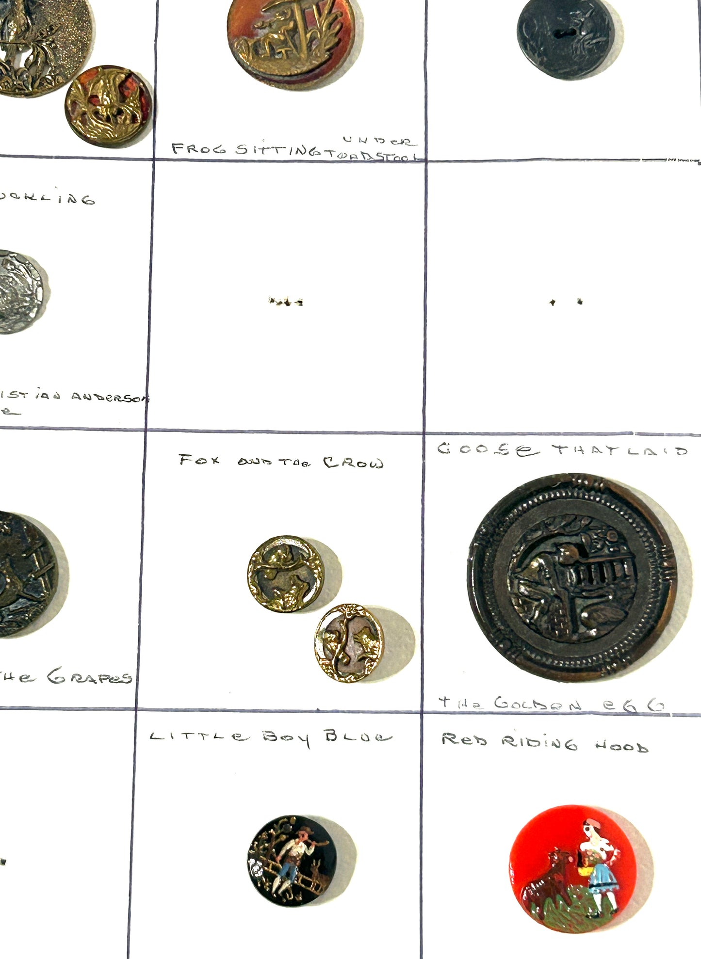 ANTIQUE BUTTONS WITH ANIMALS