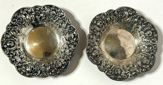 ANTIQUE STERLING SILVER PAIR OF BON BON DISHES