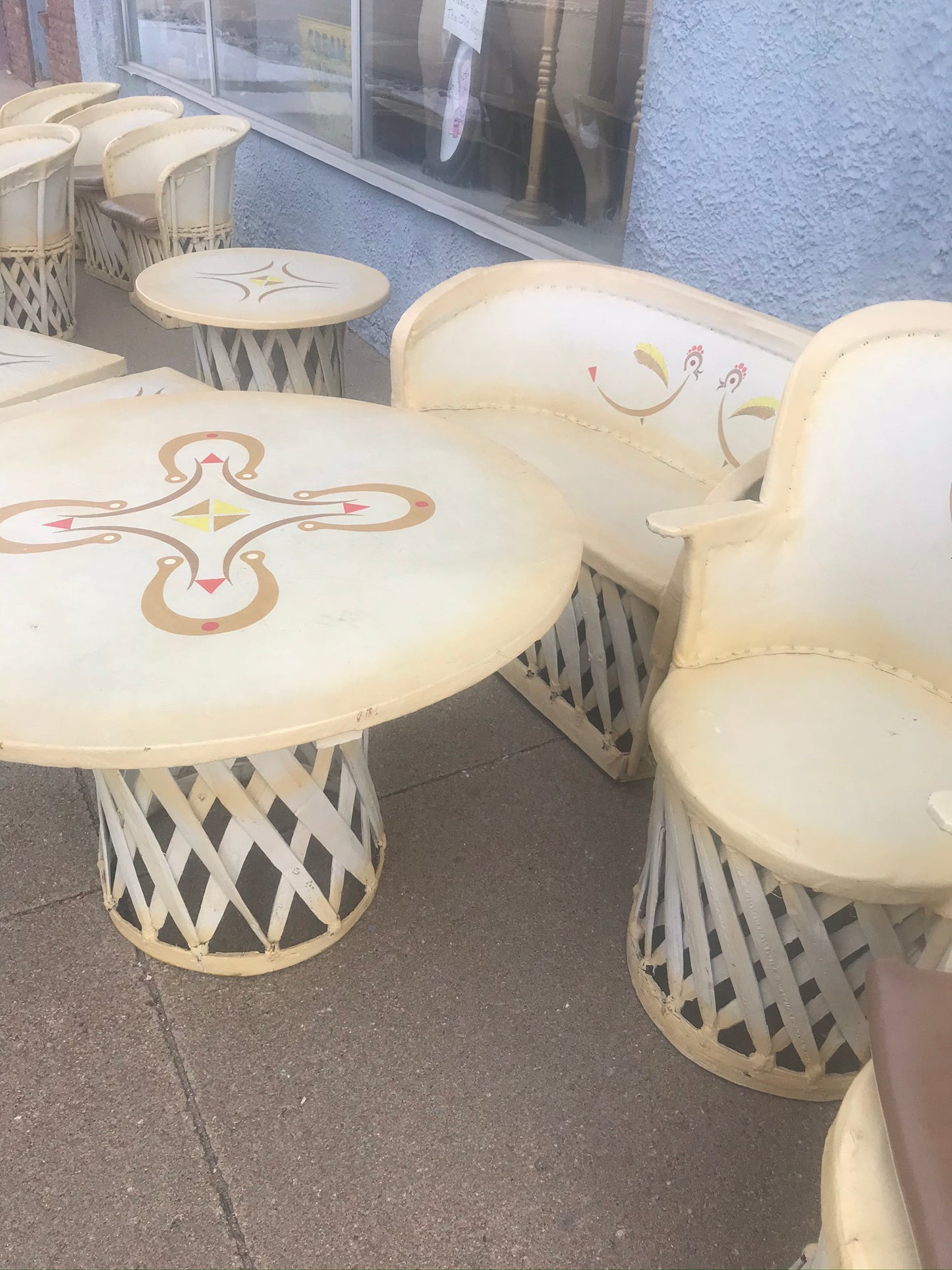 1950's LARGE SET OF PIG SKIN UPHOLSTERED FURNITURE WITH NATIVE AMERICAN MOTIFS