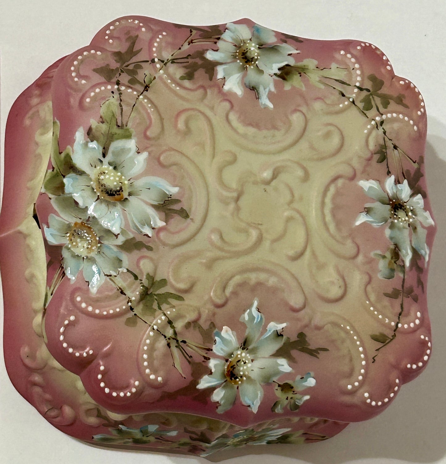 WAVECREST LARGE DRESSER BOX