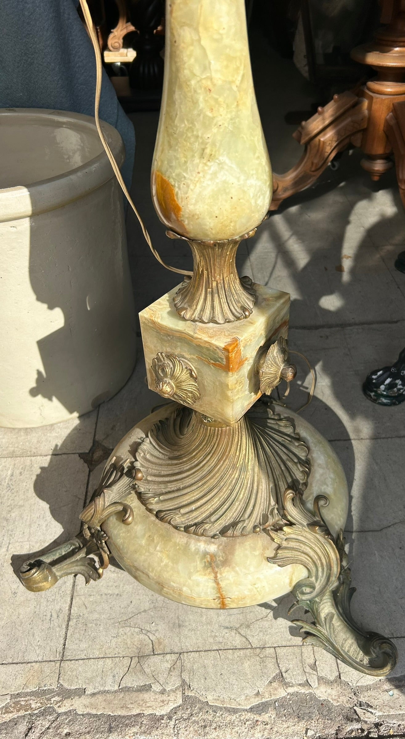 ONYX AND BRASS ANTIQUE FLOOR LAMP