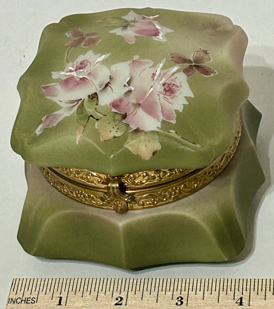 NAKARA GLASS DRESSER BOX